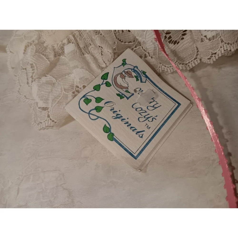 Country Cozy's Hanging Lace And Embroidered Pillow Mother's Day Gift Special Mom